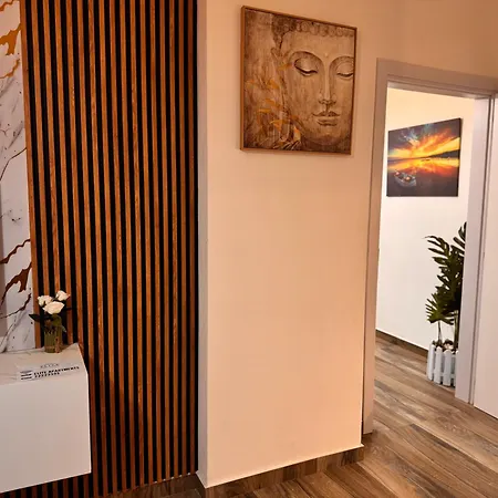 Elite Apartment *